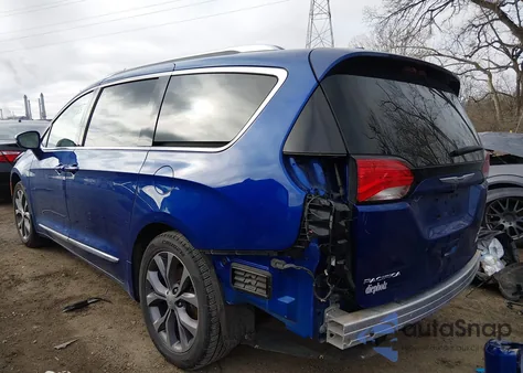 2019 Chrysler Pacifica Limited z USA, uszkodzony, nr VIN 2C4RC1GG5KR666514